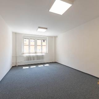 Pronájem kanceláře 23 m² Praha, Přístavní