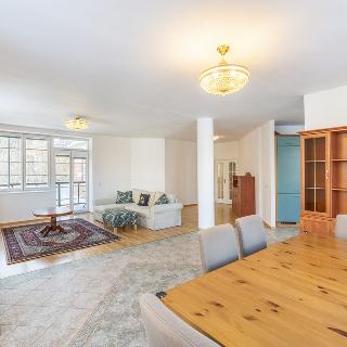 Pronájem bytu 5+kk 175 m² Praha, Pláničkova