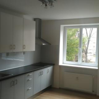 Pronájem bytu 1+1 33 m² Praha, Bajkalská