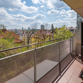 Pronájem bytu 3+kk 96 m² Praha, U Zvonařky