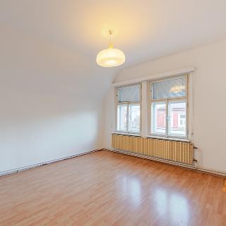 Pronájem bytu 3+1 100 m² Praha