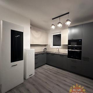 Pronájem bytu 2+kk 51 m² Praha, Šternovská