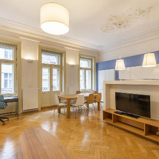 Pronájem bytu 3+kk 116 m² Praha