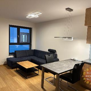 Pronájem bytu 2+kk 55 m² Praha, Azzoniho