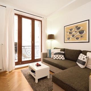 Pronájem bytu 2+kk 40 m² Praha, Francouzská