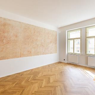 Pronájem bytu 3+kk 78 m² Praha, Opatovická