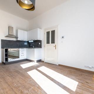 Pronájem bytu 2+kk 58 m² Praha, Lípová