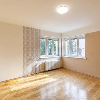 Pronájem bytu 2+kk 80 m² Rokycany, Družstevní