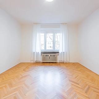 Pronájem bytu 2+1 64 m&sup2; Praha
