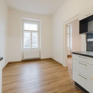 Pronájem bytu 2+kk 37 m² Praha, Lípová