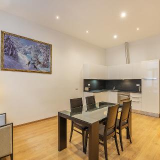 Pronájem bytu 2+kk 58 m² Praha, Resslova