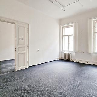 Pronájem kanceláře 91 m&sup2; Praha