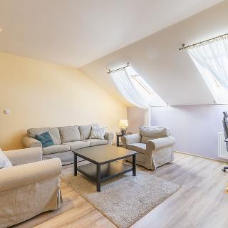 Pronájem bytu 3+kk 93 m² Praha, Máchova