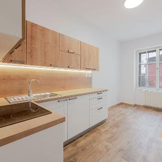 Pronájem bytu 2+1 59 m² Praha, Kodaňská