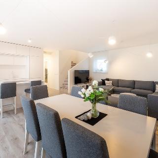 Pronájem rodinného domu 144 m² Bystřice, 