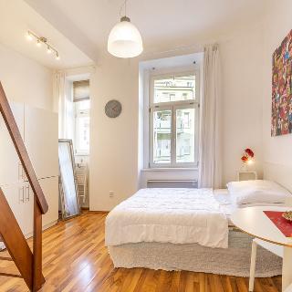 Pronájem bytu 1+kk, garsoniery 20 m² Praha