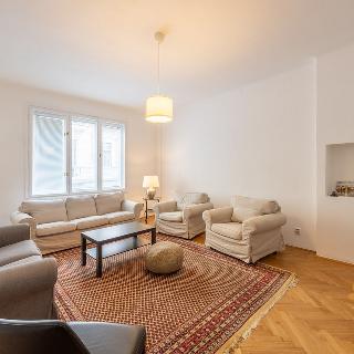 Pronájem bytu 3+1 95 m² Praha, Soukenická