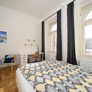 Pronájem pokoje 16 m² Praha, náměstí Kinských