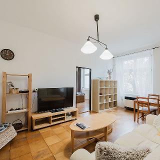 Pronájem bytu 2+1 64 m² Praha, Mlékárenská