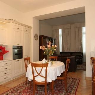 Pronájem bytu 3+kk 107 m² Praha, Italská