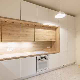 Pronájem bytu 2+kk 54 m² Praha, Na Pankráci