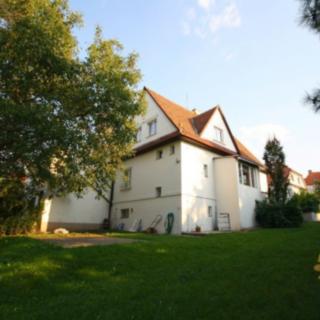 Pronájem rodinného domu 140 m² Praha
