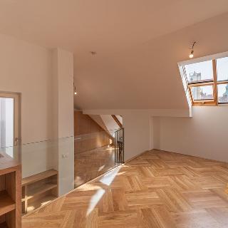 Pronájem bytu 2+kk 86 m² Praha, Maiselova