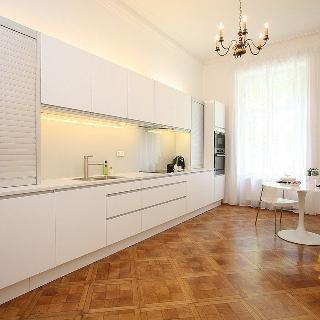 Pronájem bytu 2+1 84 m² Praha, Anny Letenské