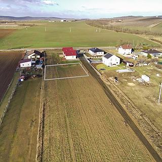 Prodej stavební parcely 740 m&sup2; Pravlov