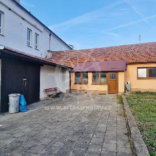 Pronájem rodinného domu 82 m² Nížkovice, 