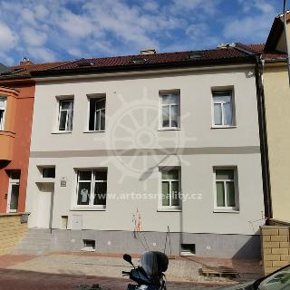 Pronájem bytu 3+kk 71 m² Brno, Spáčilova