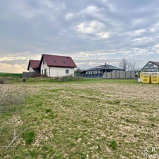 Prodej stavební parcely 740 m&sup2; Pravlov