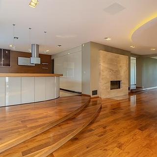 Prodej rodinného domu 700 m&sup2; Roztoky