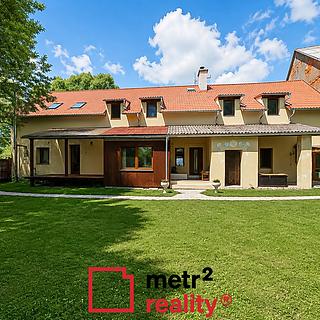 Prodej Ostatních komerčních prostor 400 m&sup2; Bouzov