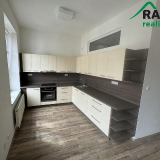 Pronájem bytu 3+kk 102 m² Klatovy, Vídeňská