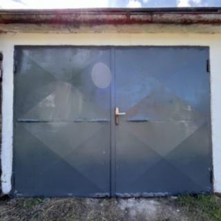 Prodej garáže 16 m² Hradec Králové
