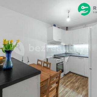 Prodej bytu 2+kk 48 m² Praha, Papírníkova