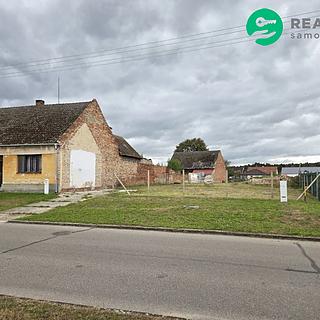 Prodej stavební parcely 1794 m&sup2; Vracov