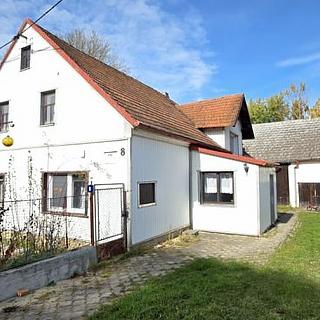 Prodej rodinného domu 280 m&sup2; Tisová