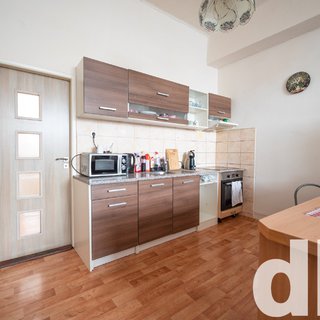 Prodej bytu 2+1 71 m² Cheb, Pastýřská