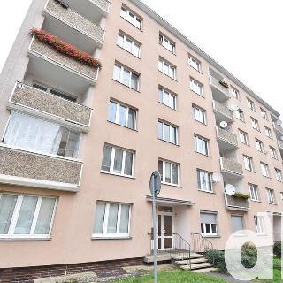 Prodej bytu 2+1 65 m² Karlovy Vary, Třešňová