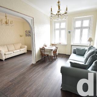 Prodej bytu 5+kk 130 m² Karlovy Vary, Petřín