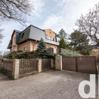 Prodej rodinného domu 260 m² Karlovy Vary