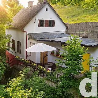 Prodej rodinného domu 82 m&sup2; Loket