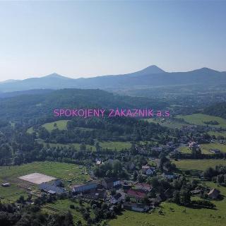 Prodej stavební parcely 1 300 m² Bžany