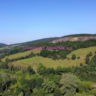 Prodej stavební parcely 1456 m² Bžany