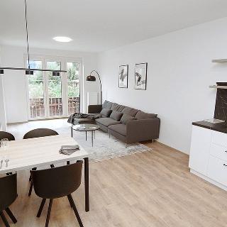 Prodej bytu 2+kk 66 m² Liberec, Tovární