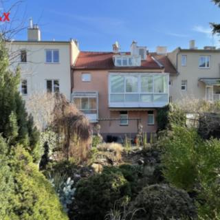 Prodej rodinného domu 379 m&sup2; Brno
