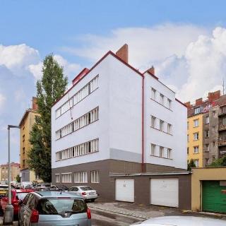 Pronájem bytu 2+kk 48 m² Praha, Hradeckých