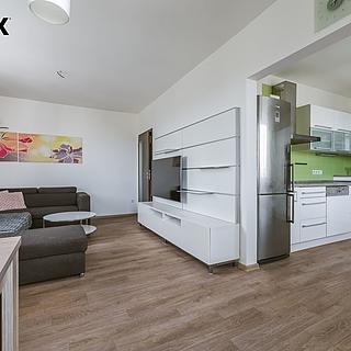 Prodej bytu 4+1 93 m&sup2; Hradec Králové